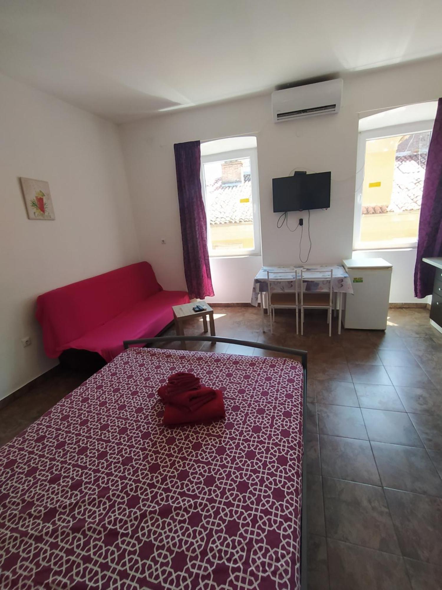 Dejan Apartment 2-Top Centar-Old Town Studio Pula Chambre photo